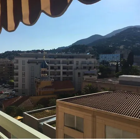 Apartment Le Floreal Vue Montagne A 5 Min A Pied De La Mer Menton